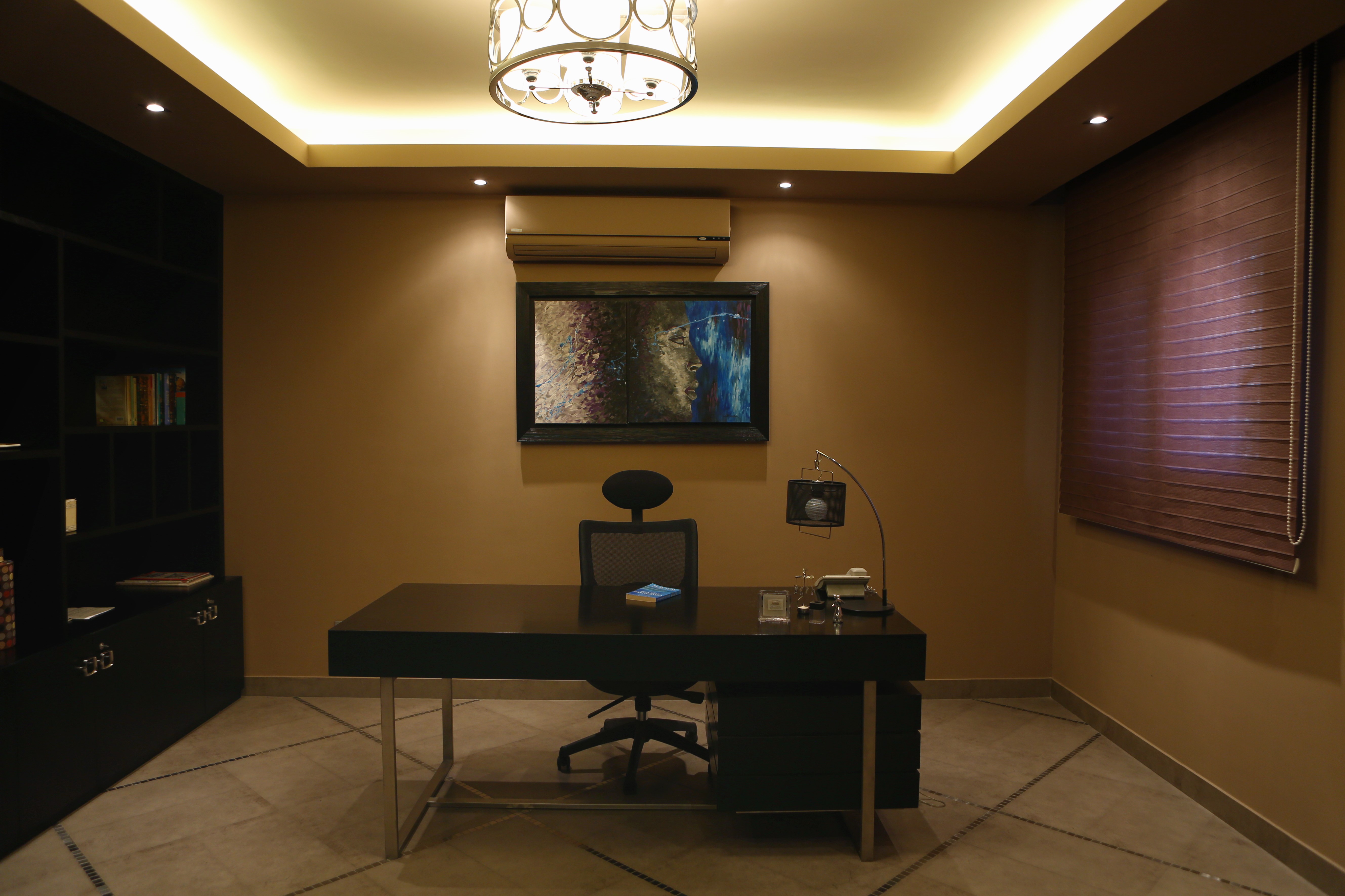 PALM HILLS RESIDENCE